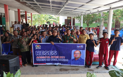 Reses Anggota DPRD NTT di SMA Negeri 1 Fatuleu
